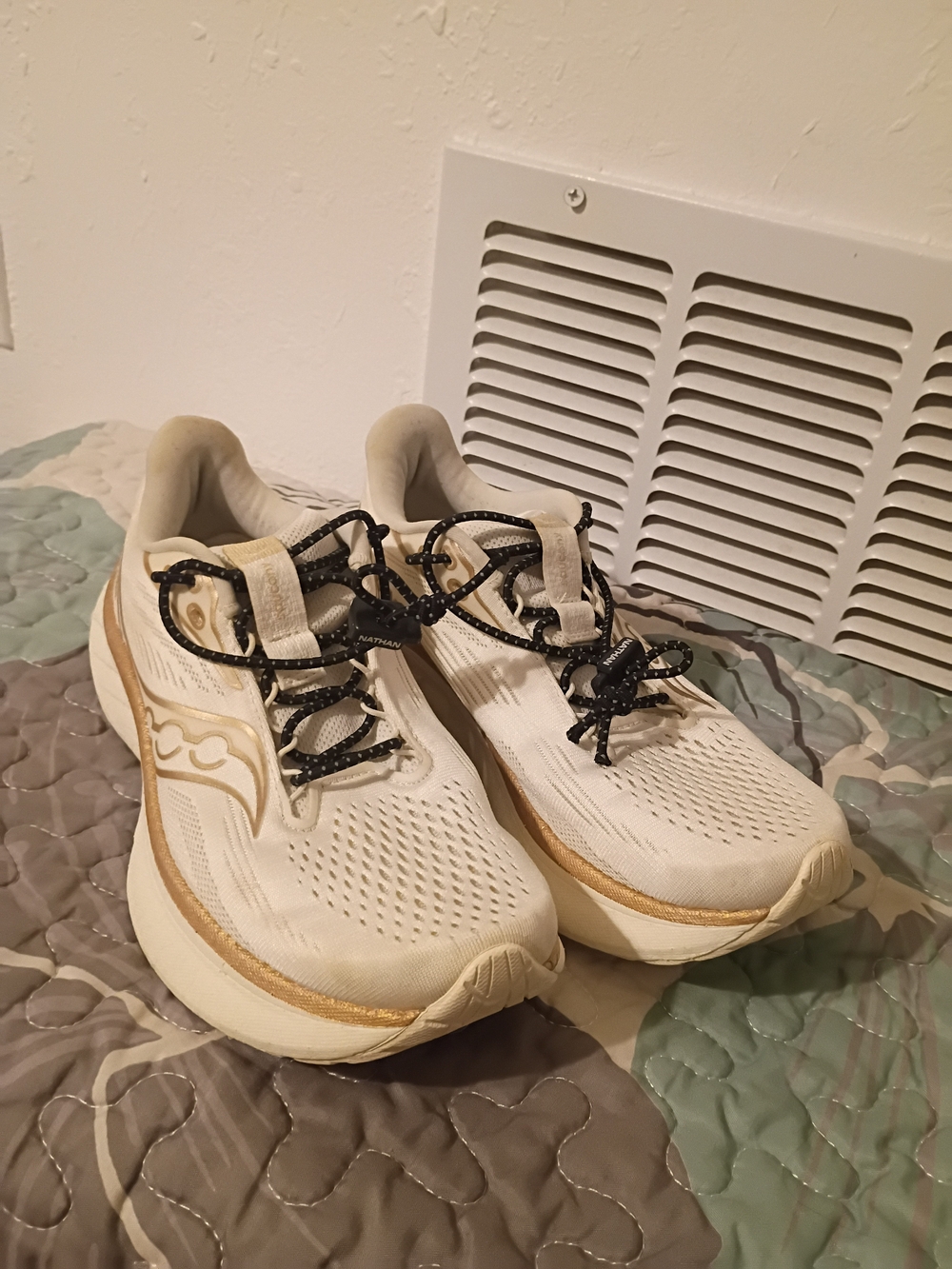 Saucony Women’s Running Shoes in Cream and Gold